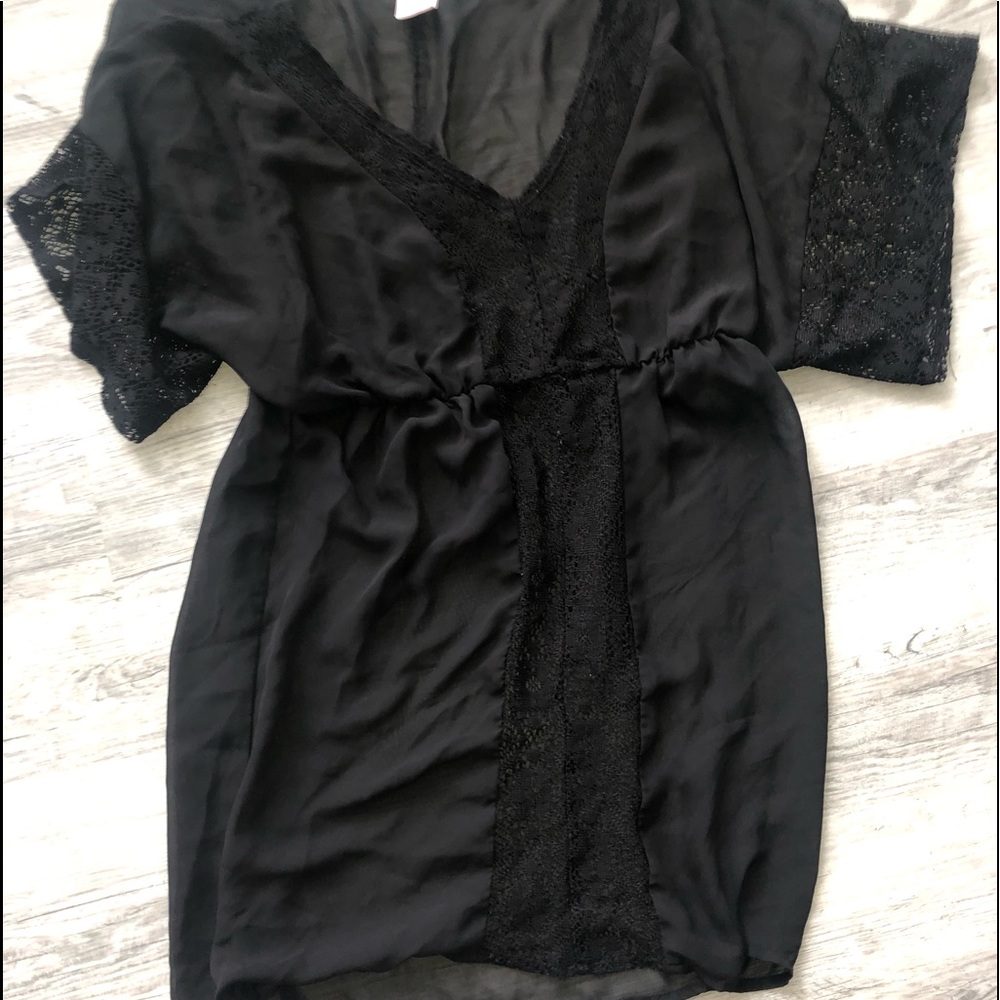 L/G Beach Dress Cover up.